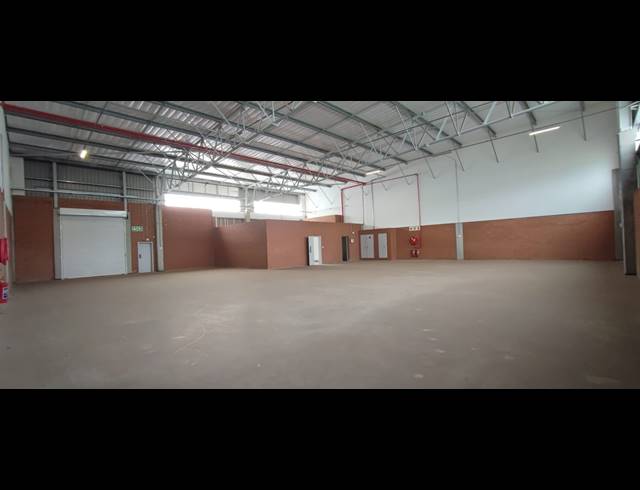495M² WAREHOUSE TO LET IN HIGHVELD